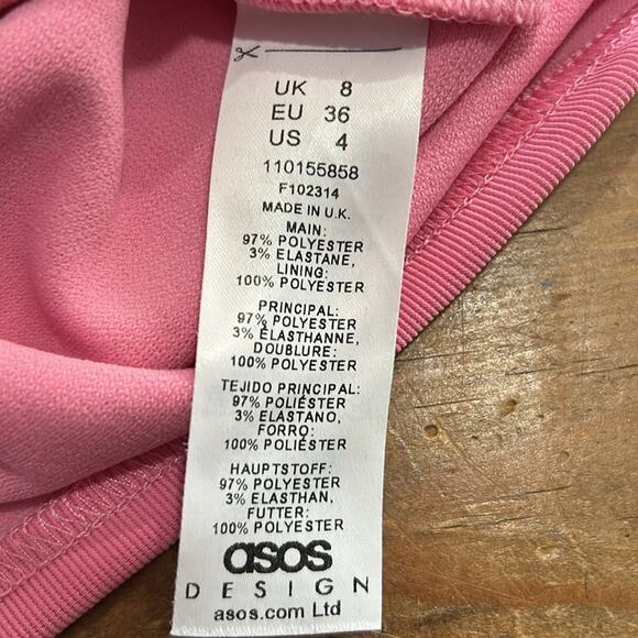Woman’s ASOS DESIGN cross front mini dress in bubblegum pink Size 4 - Picture 6 of 8